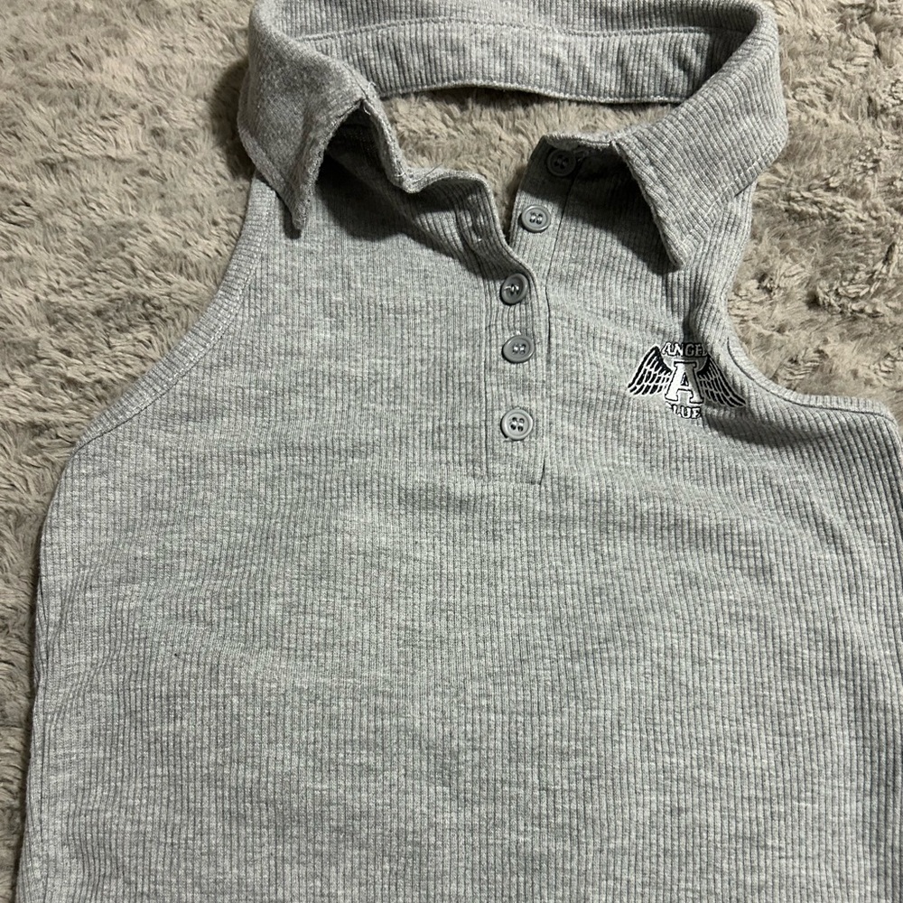 Gray Sleeveless Button-Up Top